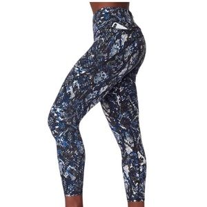 NWOT Sweaty Betty Blue Snake Print The Power 7/8 Length Leggings